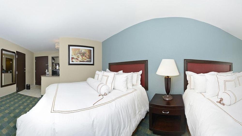 Causeway Bay Hotel Lansing Exteriör bild